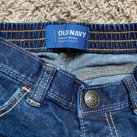 Old Navy Karate Skinny Jeans - Picture 3 of 5
